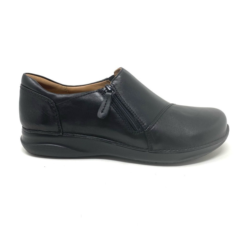 Clarks Appley Zip Black Leather Casual Comfort Shoes